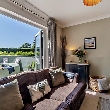 Willow Lodge, Wolfscastle Haverfordwest Kültér fotó